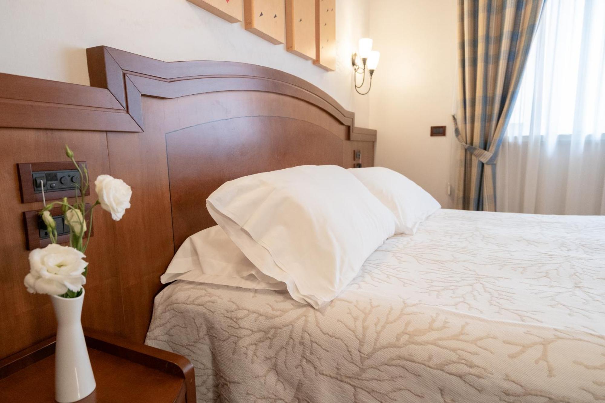 Art Hotel Santa Lucia Termoli Exterior photo